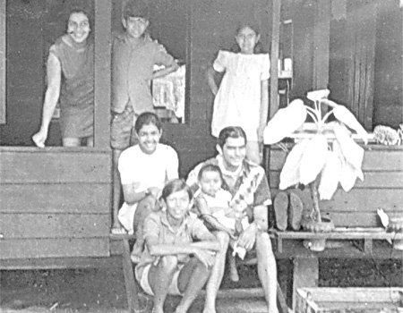 Vivian, Charmaine and family on holiday at 'East Wind on the East Coast of Ceylon' (approx 1969)