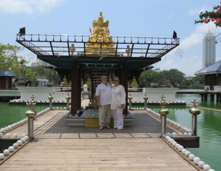 Temples and tuk-tuks in Sri Lanka