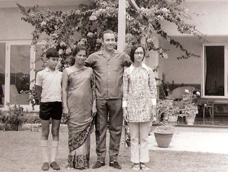 Family at Laxapana Bungalow