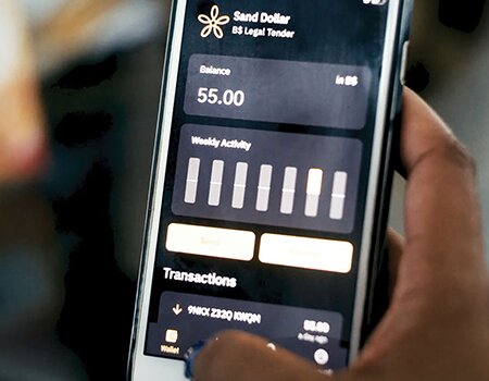 AN EARLY ADOPTER’S APPBASED MOBILE WALLET SHOWS HER SAND DOLLAR BALANCE AND TRANSACTIONS.