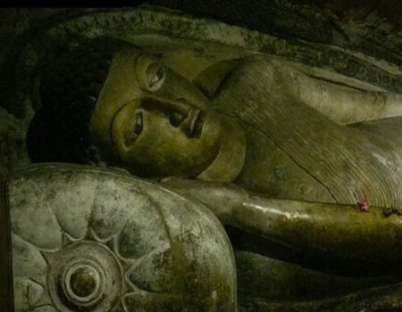 Sleeping Buddha, Dambulla Cave Temple.
