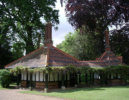 Tea House, Frogmore House Gardens, Windsor cc-by-sa/2.0 – © pam fray – geograph.org.uk/p/607252