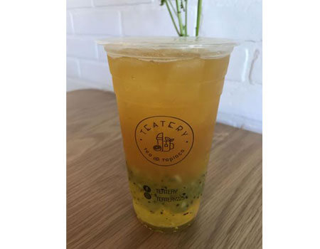 The kiwi fruit tea topped with aiyu jelly was sweet and citrusy. Globules of the fig seed jelly come up the straw with every slurp.

ADVOCATE PHOTO BY KYLE PEVETO