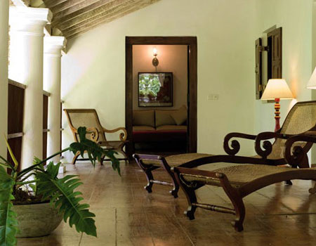 The Kandy House veranda