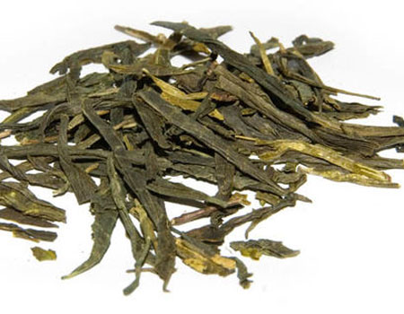  Green tea leaves (Image: GETTY IMAGES)