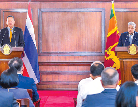 President Wickremesinghe and Premier Thavisin at the post-FTA press conference